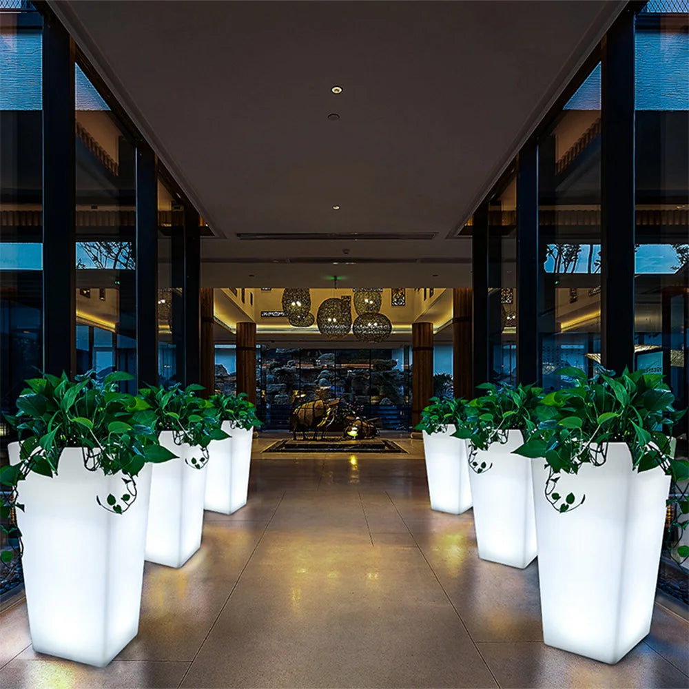 LED Flower Planter – Illuminated Outdoor Garden Pot