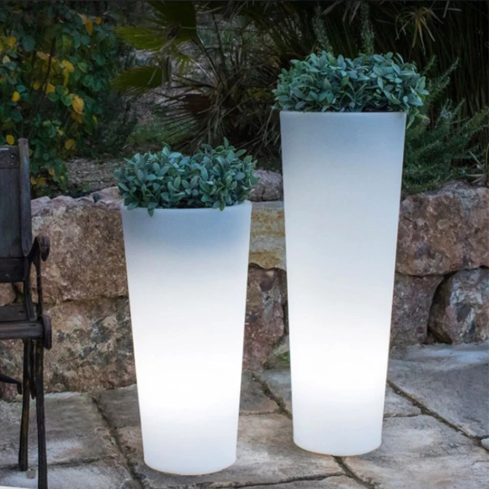 LED Flower Planter – Illuminated Outdoor Garden Pot
