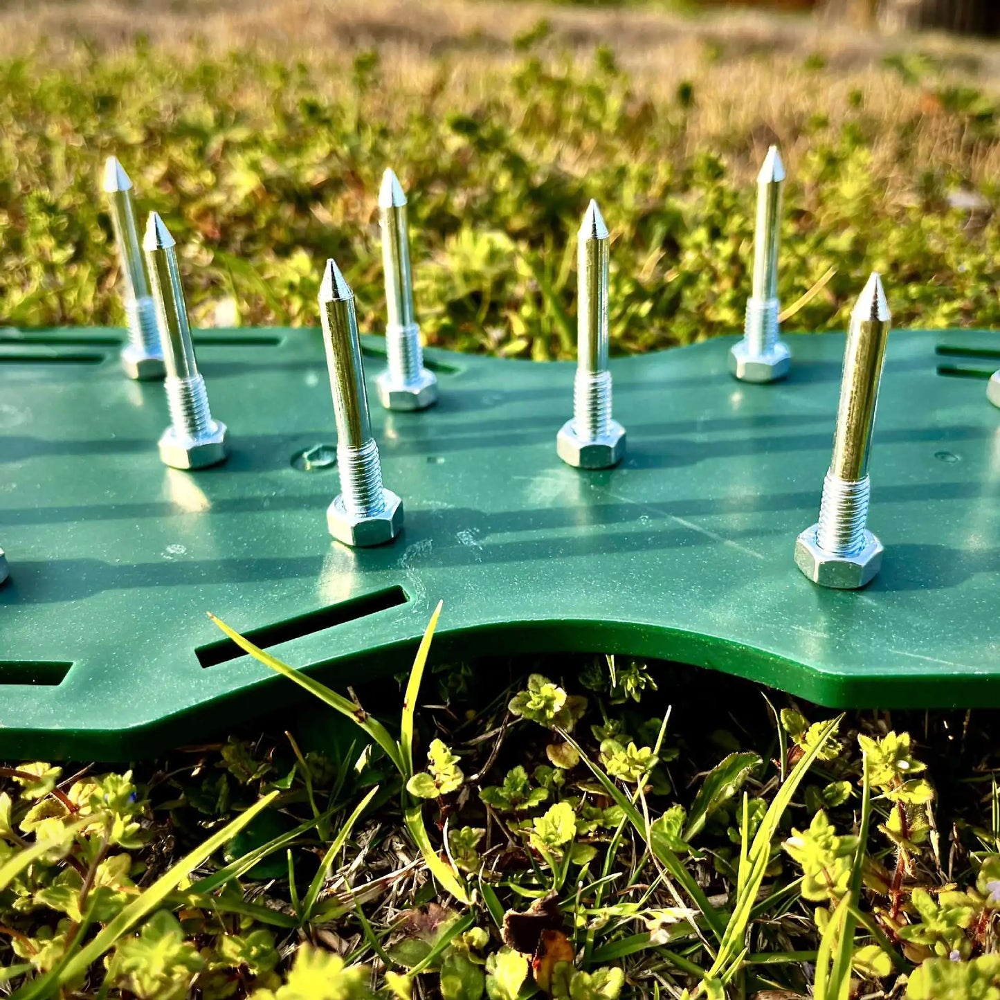 Garden Aeration Shoes with Spike Design for Lawns