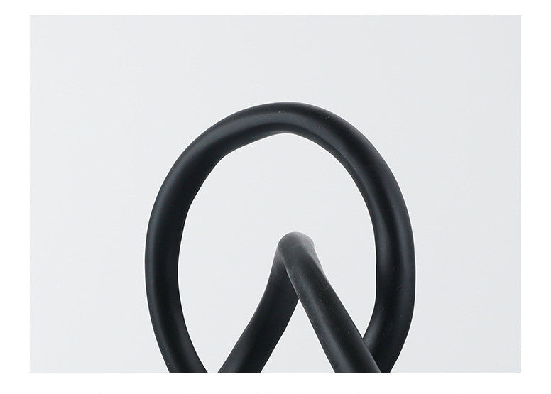 Modern Black Resin Knot Sculpture – Abstract Home Decor